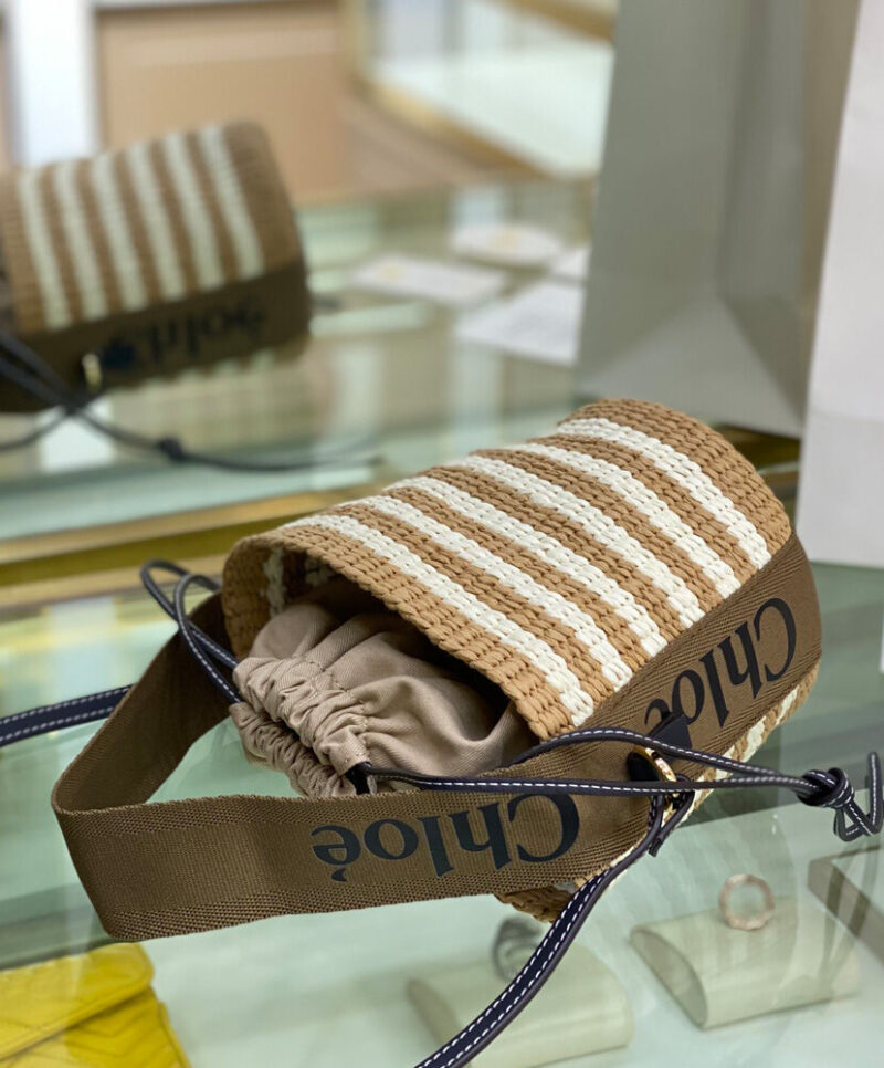 Chloe Small Woody Basket Khaki
